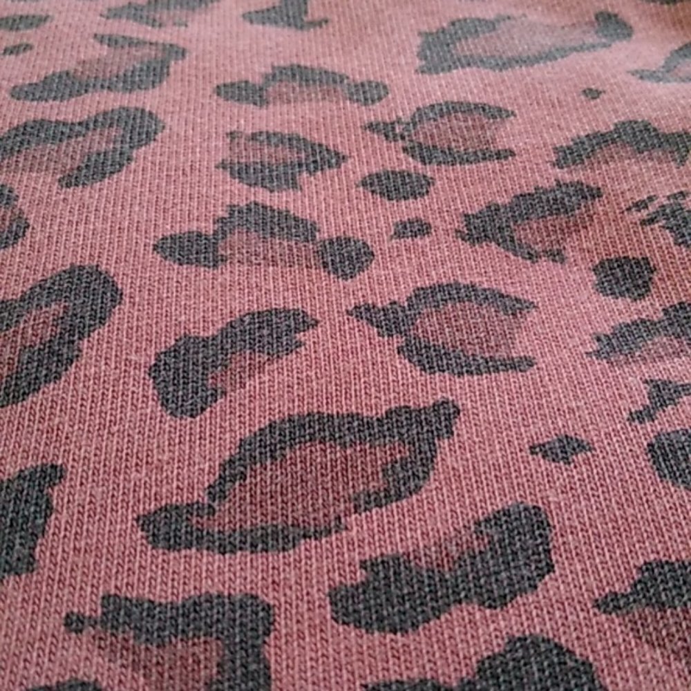Sundry Leopard Drapey Sweatshirt Maroon - Picture 9 of 15